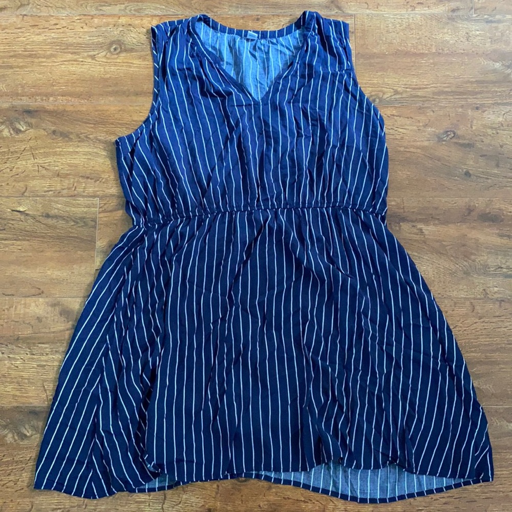 Old navy Navy blue dress with white stripes